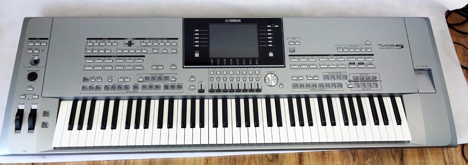 Keyboard Yamaha Tyros 5 76 Tastenversion gebraucht