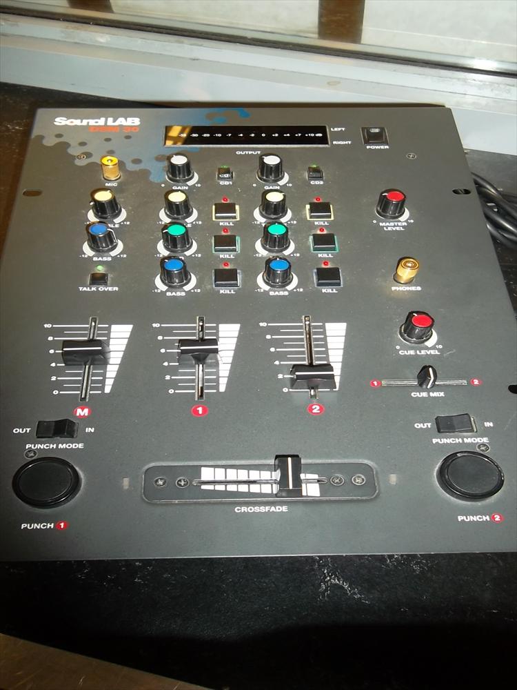 DJ Equipment Verkaufe DJ Mixer Soundlab DSM 30
