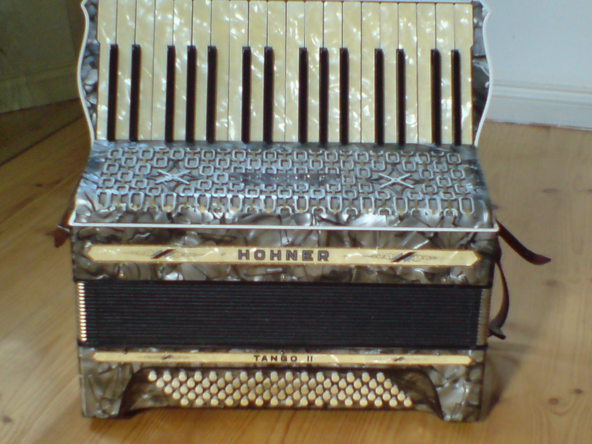 Akkordeon Hohner Tango II von 1935