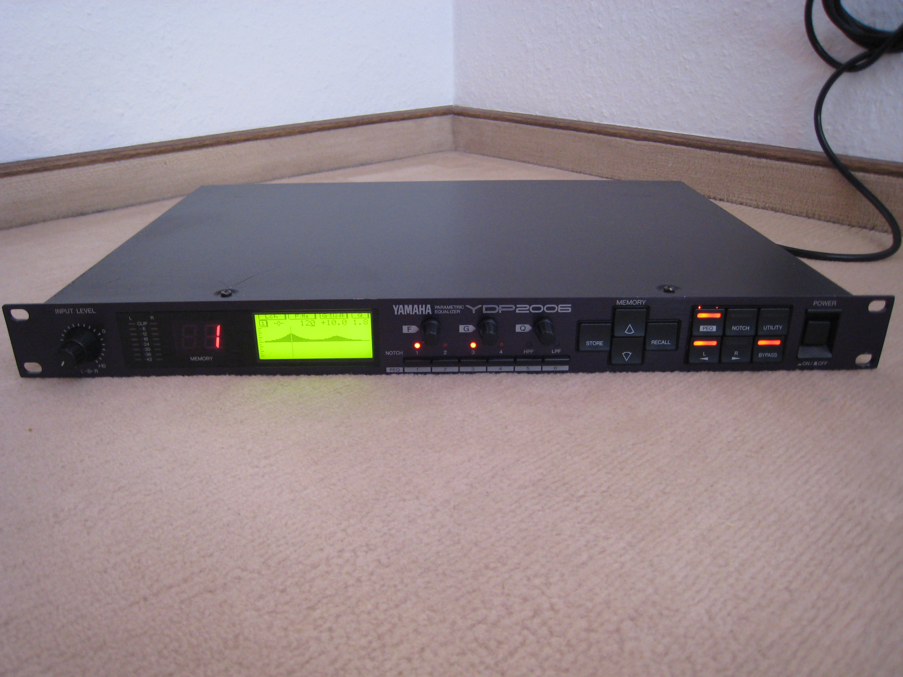 Soundanlagen / PA YAMAHA YDP2006 DIGITAL PARAMETRIC EQUALIZER