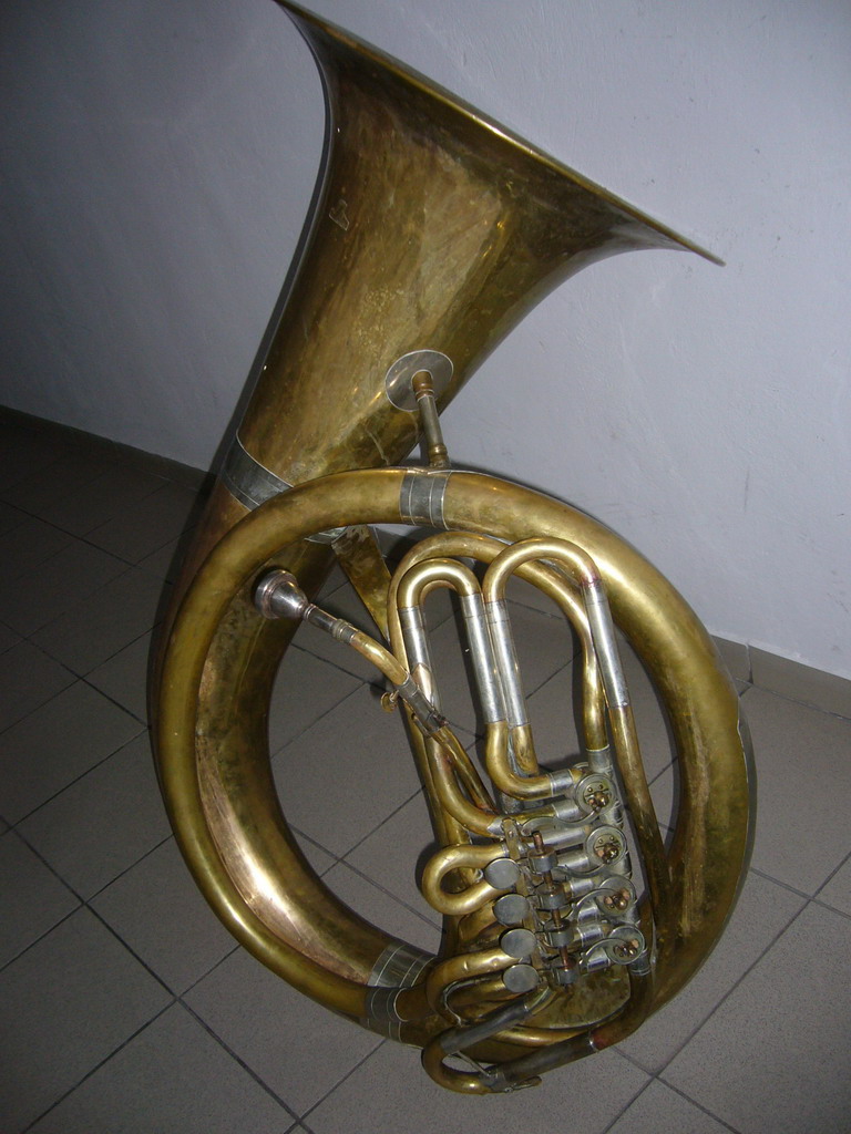 Tuba BHELIKON der Marke V.F. CERVENY