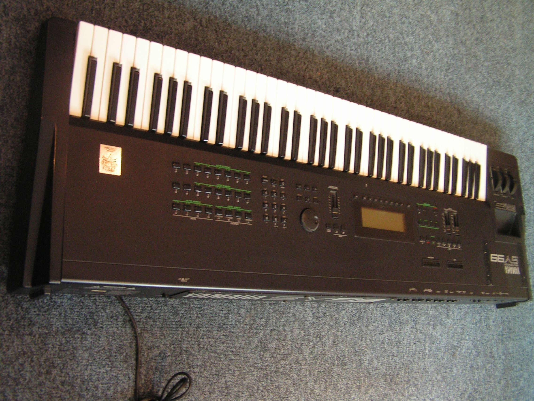 Keyboard YAMAHA SY99 Synth/Workstation