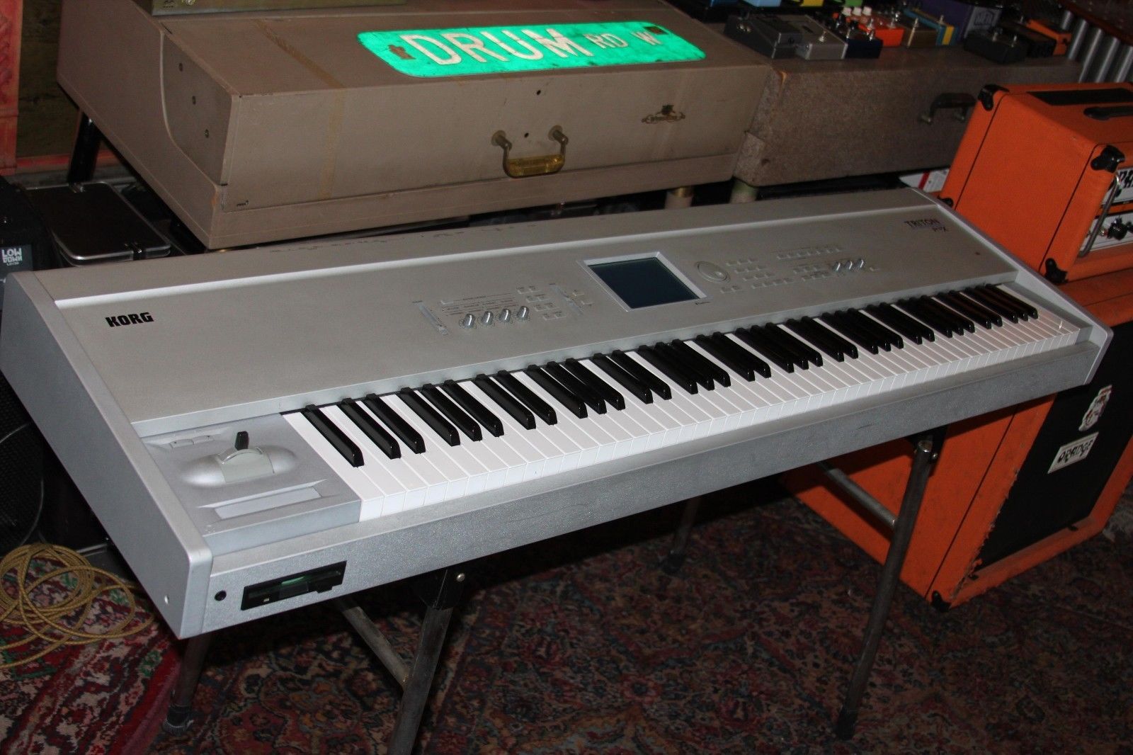 DJ Equipment PA588 88 Key Arranger Keyboard