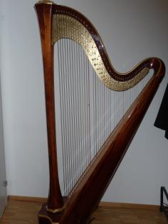 Russische Konzertharfe