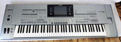 Yamaha Tyros 5 - 76 Tastenversion gebraucht