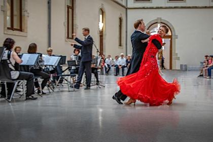 Akkordeon, Klavier, Bandoneon Unterricht in Dresden, auch online. Akkamerata e.V
