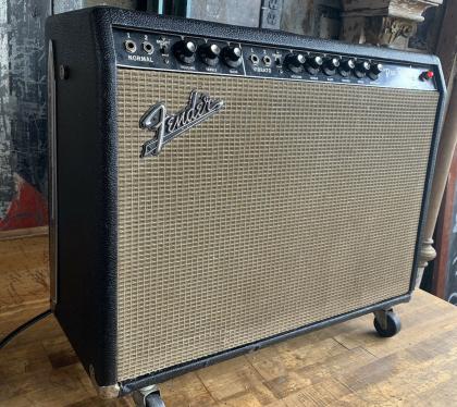 Fender  AA - 165 Pro Reverb