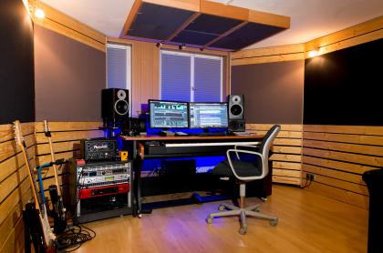 TONSTUDIO - Aufnahme und Produktion von Musik und Sprache