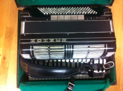 Akkordeon Hohner Morino V S
