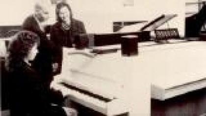 PIANOHAUS 0712440794 keine alten schrottklaviere,immer probleme