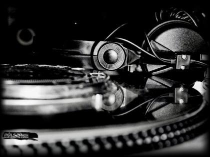Suchen Dj s für unser Radio