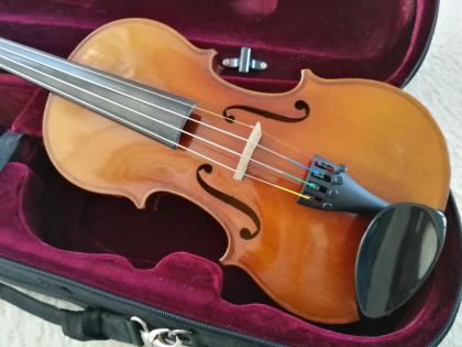 4/4 Geige und Koffer - top Zustand spielbereit
