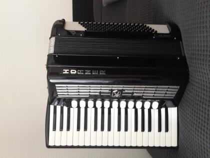 Hohner Favorit IV P gebraucht, sehr gut erhalten