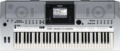 Yamaha psr s900