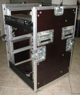 Mixer- / Amp-Rack incl. Zubehör