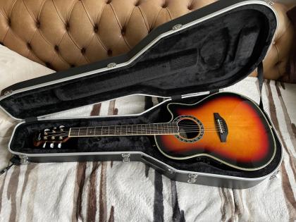 Ovation Custom Legend elektrische Akustik Gitarre