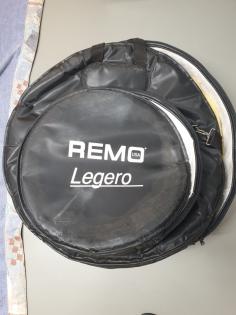 Remo Legero Drumkit mit Hardware und Taschen