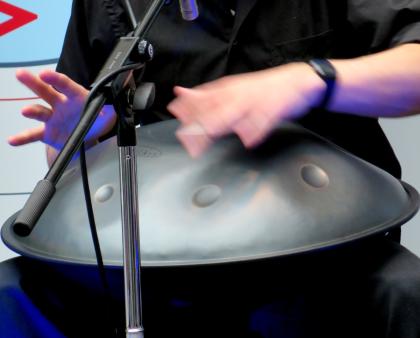 Hang / Handpan Unterricht / Workshop.