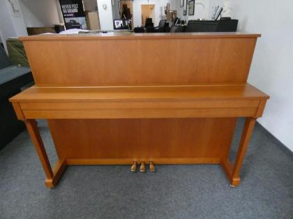 Yamaha Klavier von Klavierbaumeisterin aus Aachen