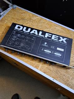Behringer Dualfex Exciter EX 2100