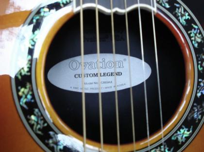 Ovation Custom Legend elektrische Akustik Gitarre