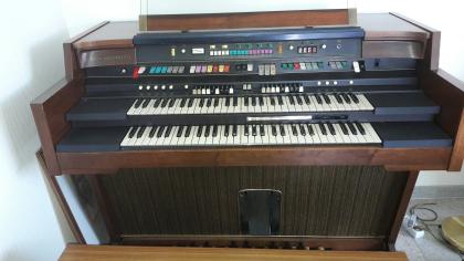 Hammond Heimorgel mit Pedal und Bank