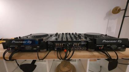 Pioneer CDJ 2000 NXS2 Nexus 2 - Komplettset mit Mixer
