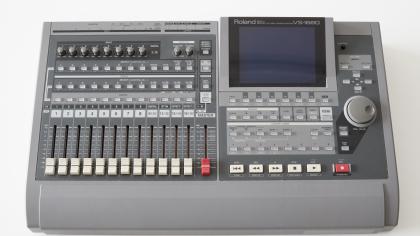 Roland VS 1680 exp. Harddisk-Recording-Workstation