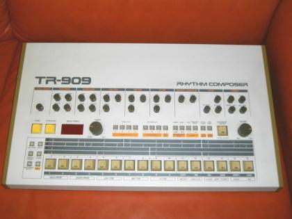 TR 909 Analog Vintage Drum Machine, Roland Rhythm-Composer House DJ Dance TOP
