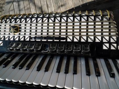 Hohner Altantic IV De Luxe 120 Bässe