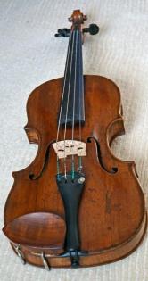 Gut erhaltene Violine