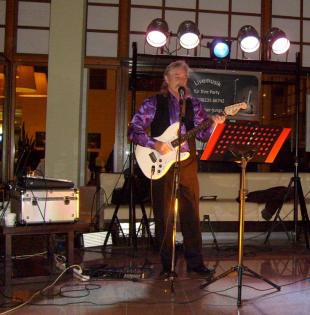 Alleinunterhalter oder Duo für Ihre Feier!