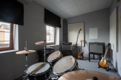 Sing Sing Studio - 5 gedämmte komplett ausgestattete Proberäume in Duisburg