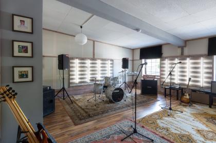 Sing Sing Studio - 5 gedämmte komplett ausgestattete Proberäume in Duisburg