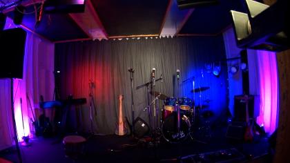 Proberaumvermietung in Bergisch Gladbach: Perfekte Räumlichkeiten für deine Musik mit Bühne