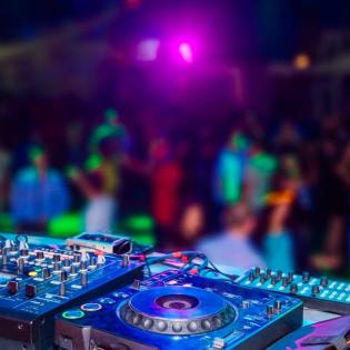 ALBANISCHE Live Bands & Djs für Hochzeiten (und viele weitere Sprachen) !