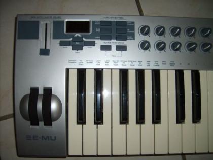 E-MU Xboard 61 EMU Xboard61 USB / MIDI Master- und Controller-Keyboard
