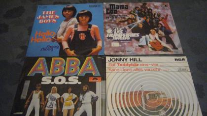 117 Vinyl Singles 45UPM