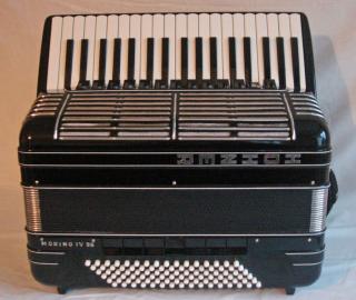 Hohner Morino IV 96Akkordeon mit Cassotto