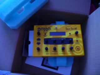 DSI MOPHO DESKTOP SYNTH