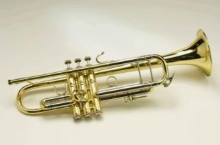 Vincent Bach Stradivarius B - Trompete, Modell 37, lackiert