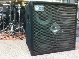 Verkaufe SWR Goliath II, 2 Hartke Boxen mit amp und Kompressor