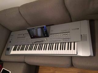 Yamaha Tyros 5- 76 Tastatur. MS05 Lautsprecher