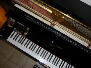 Yamaha U1A von 1990 aus erster Hand zu verkaufen