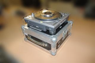 Technics – SL-DZ1200 DJ CD Player im Case
