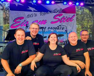 Gitarrist für  50er/60er Jahre Rock´n´Rollband gesucht