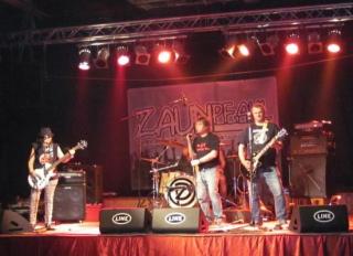 Punk-Rockband Raum Gotha sucht dringend neuen Drummer !!!