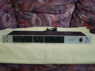 Behringer DUALFEX Modell EX 802 Made in Germany