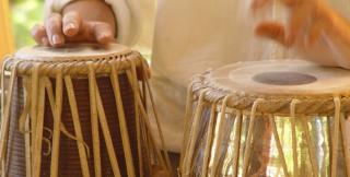 Tabla Unterricht via Skype