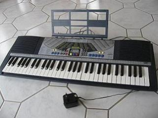 Bontempi Keyboard zu verkaufen
